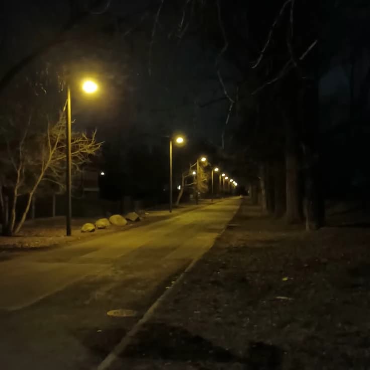 Thumbnail of В 3 часа ночи на улице