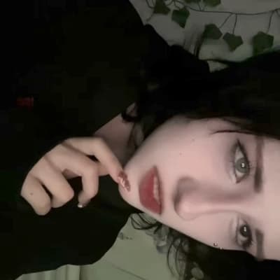 Thumbnail of Мать