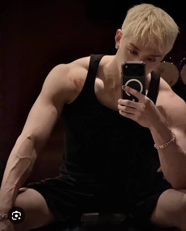 Thumbnail of Кристофер Бэнг