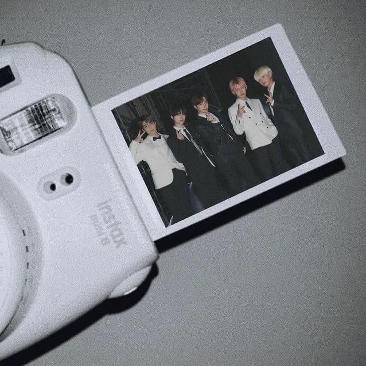 Thumbnail of .。 o○Зомби-апокалипсис с TXT☆ミ