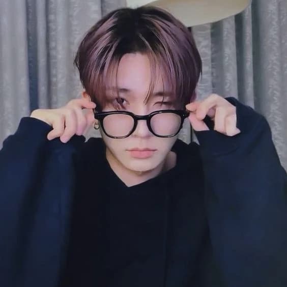 Thumbnail of Heeseung