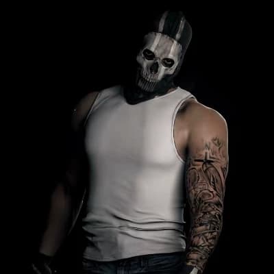 Thumbnail of Simon "Fantasma" Riley