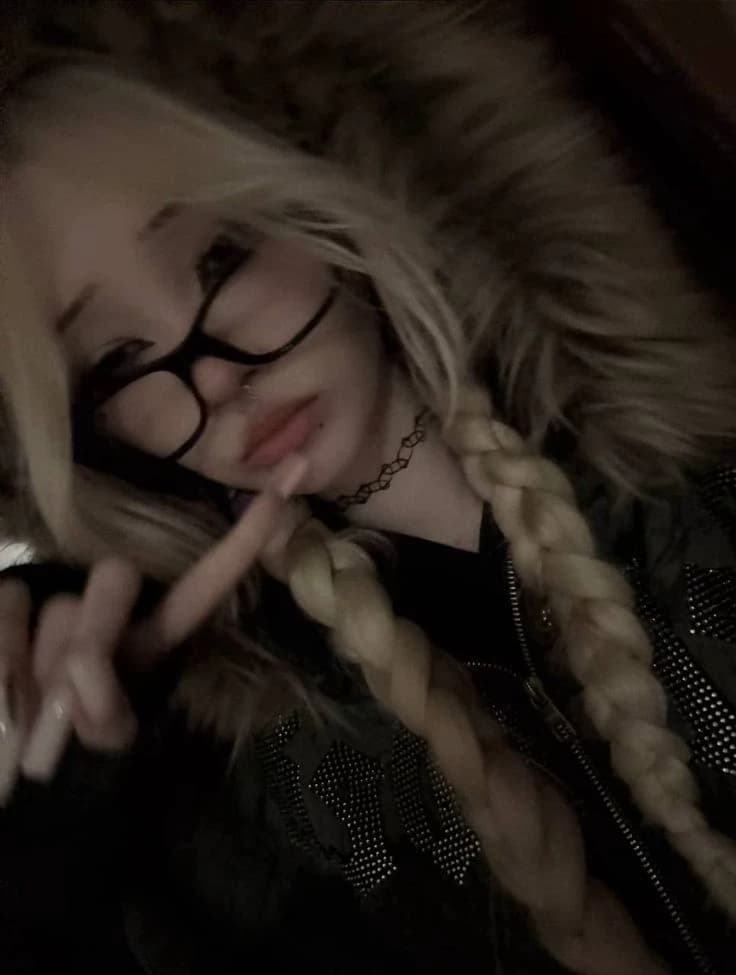 Thumbnail of Lisa