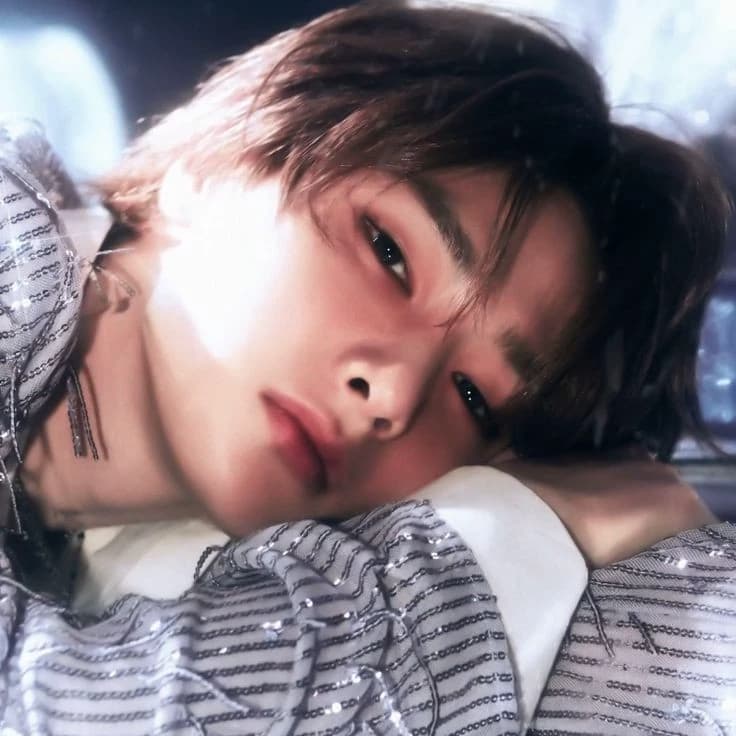 Thumbnail of Jeongin