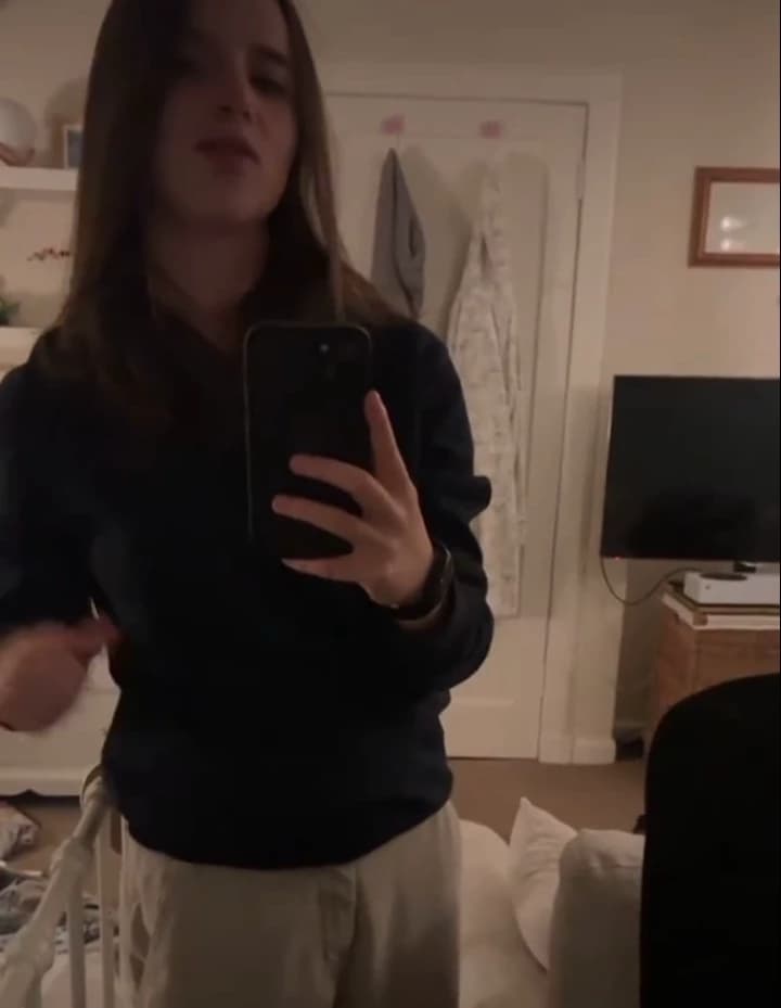 Thumbnail of Olivia