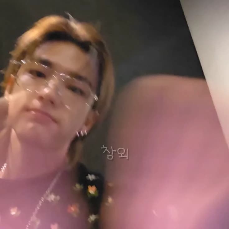 Thumbnail of Hyunjin