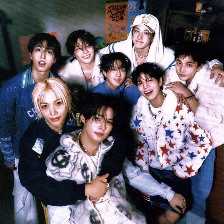Thumbnail of Stray Kids