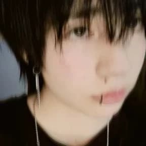 Thumbnail of Jiyeon