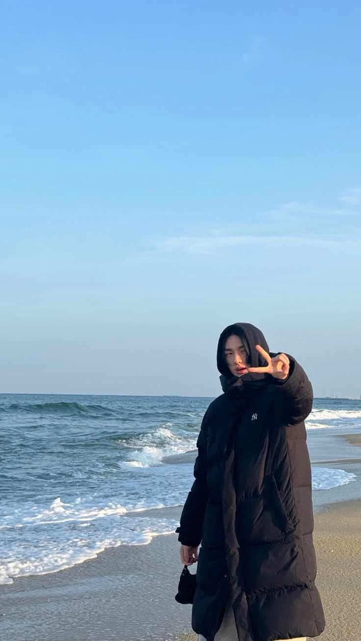 Thumbnail of 𝐇𝘺𝘶𝘯𝘫𝘪𝘯