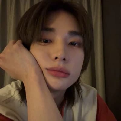 Thumbnail of Hwang Hyunjin