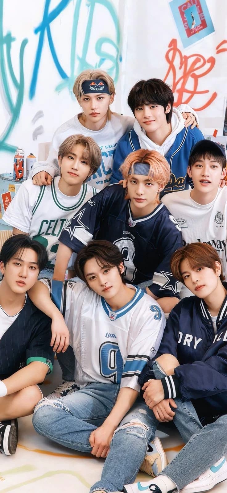 Thumbnail of Stray kids (utálnak téged) 