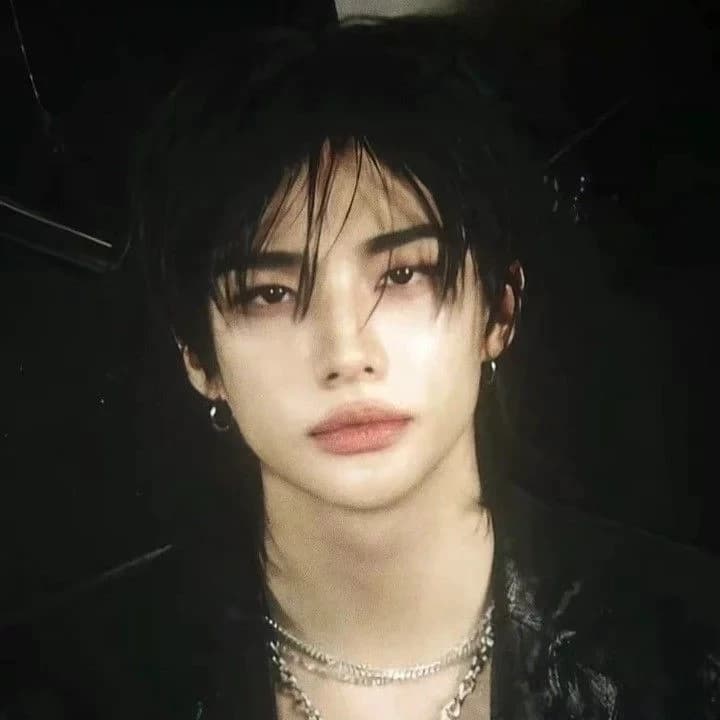 Thumbnail of Hwang Hyunjin - Your Bodyguard 