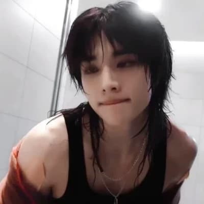 Thumbnail of Hyunjin