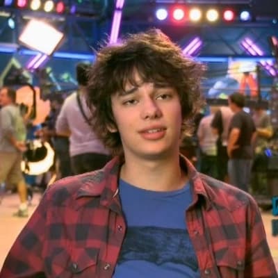 Thumbnail of Rodrick Helfey