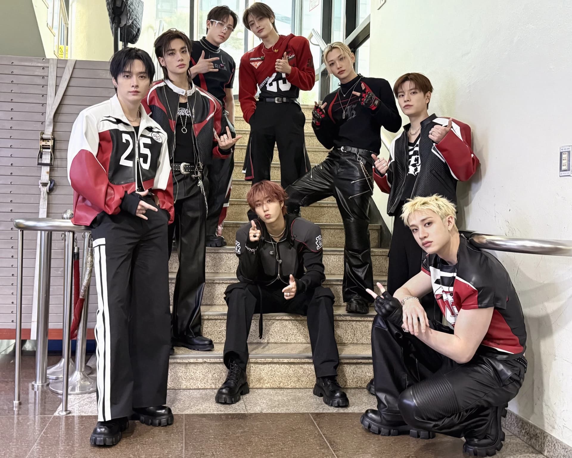 Thumbnail of Stray kids