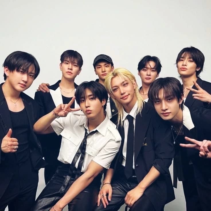 Thumbnail of ✭stray kids✮ "do I look pretty?"