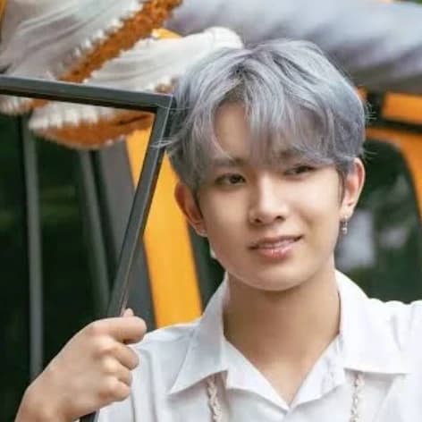 Thumbnail of Heeseung