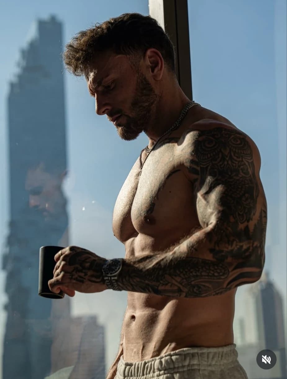 Thumbnail of Lucien Gonsales