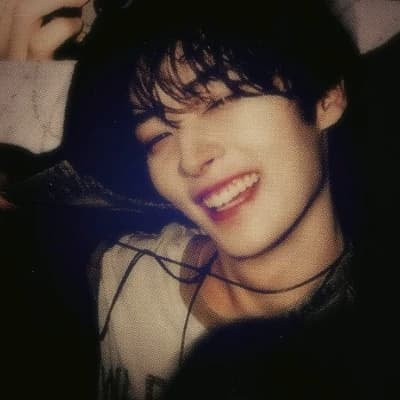 Thumbnail of Lee know