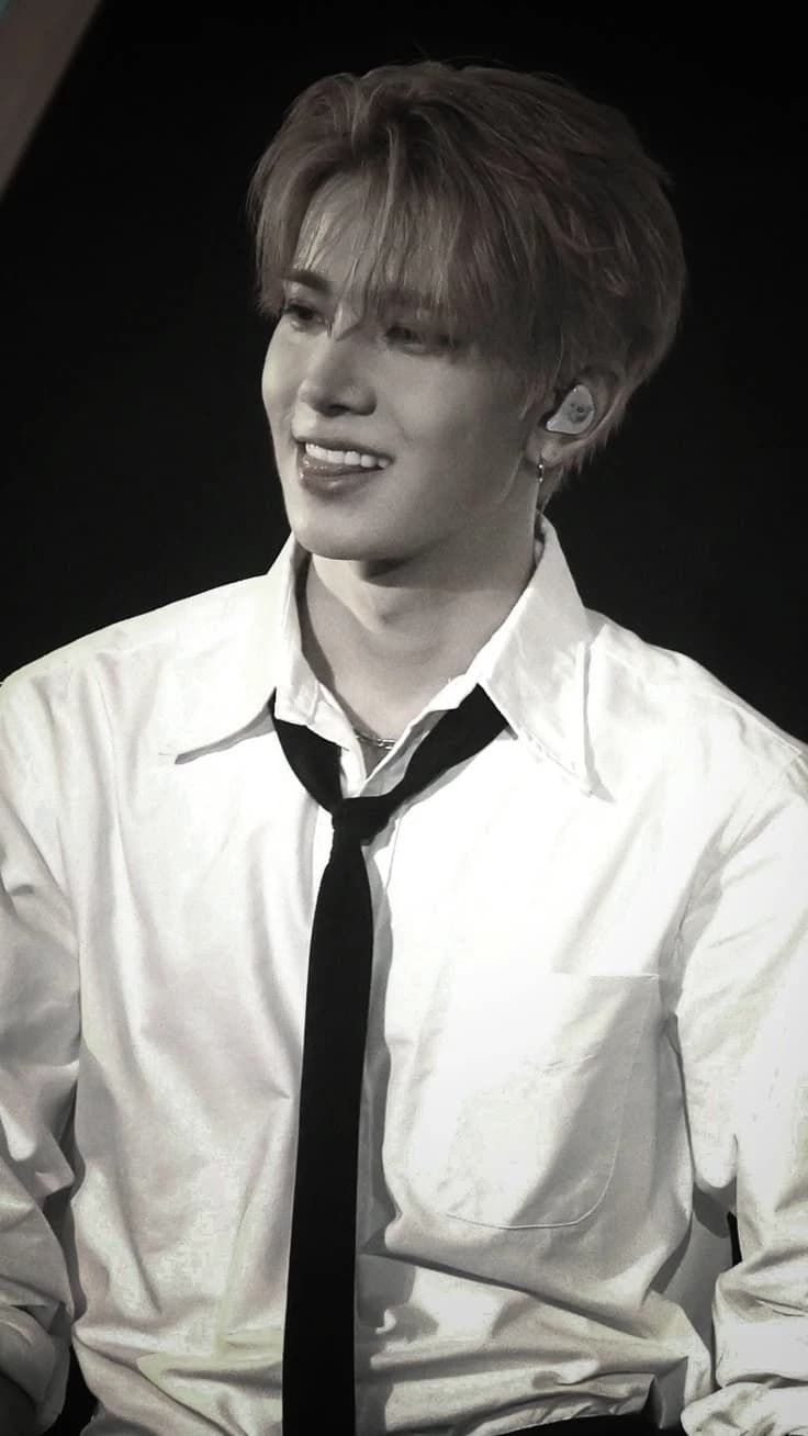 Thumbnail of Lee Heeseung