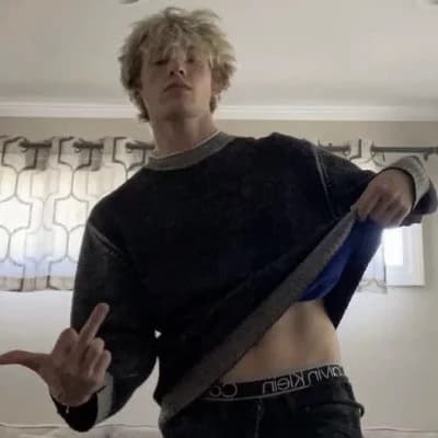 Thumbnail of Ethan Larcher