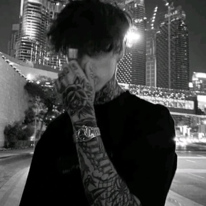 Thumbnail of Aaron