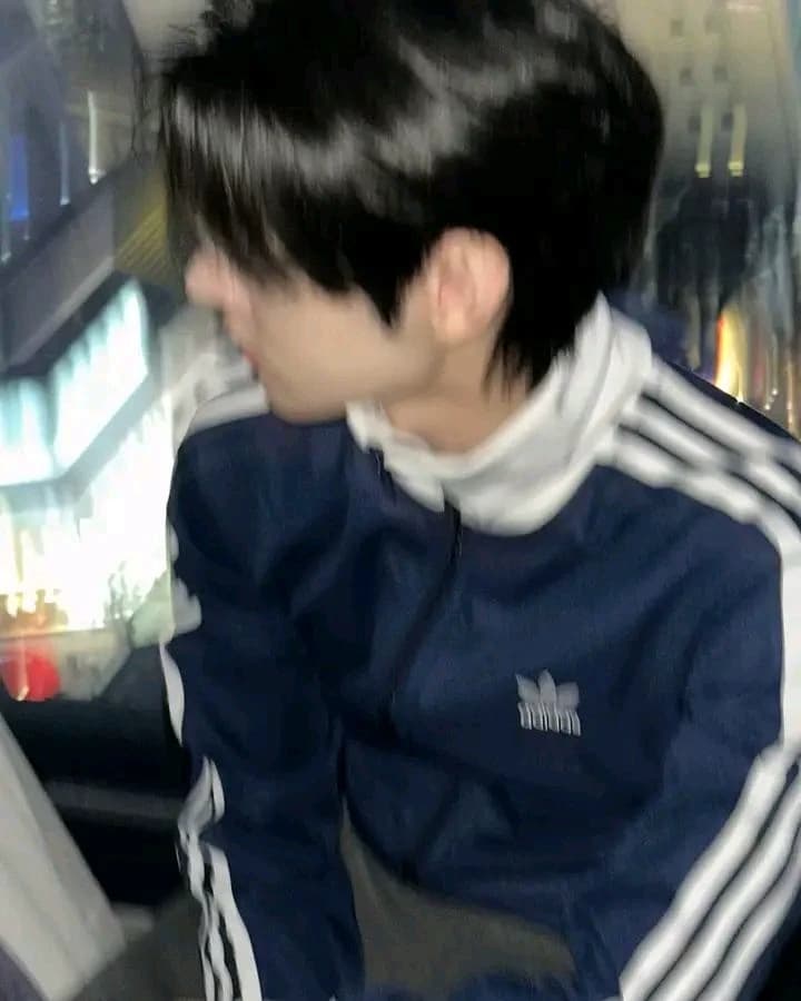Thumbnail of Sunghoon boyfriend