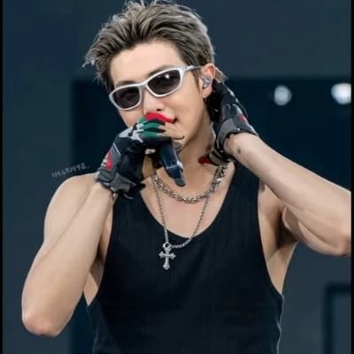 Thumbnail of **RM (Ким Намджун)**