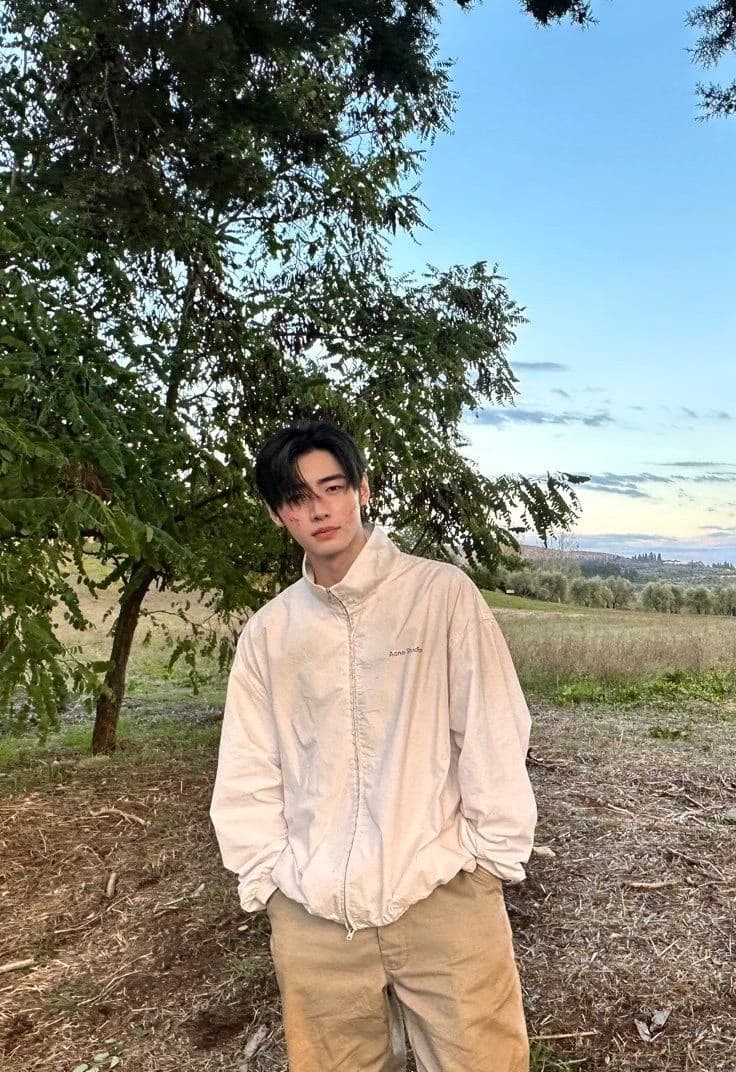 Thumbnail of Park sunghoon