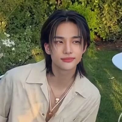 Thumbnail of Hyunjin