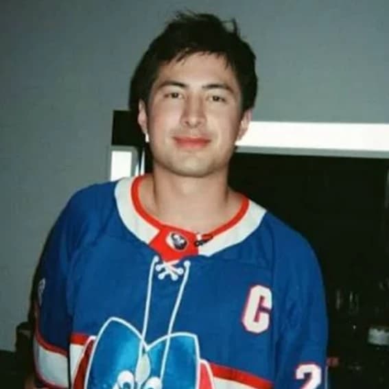 Thumbnail of Шейн Холландер