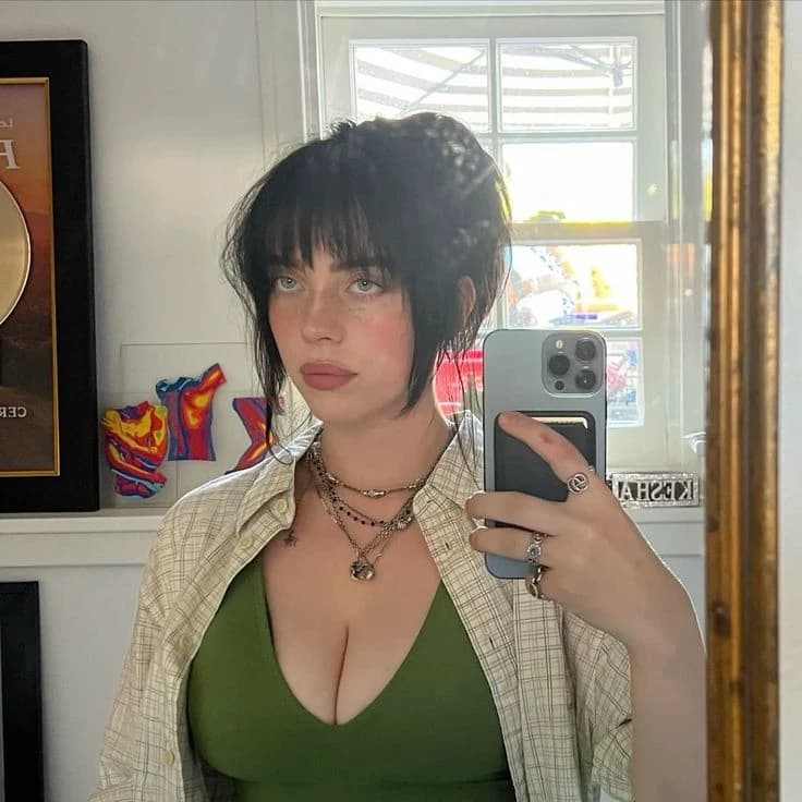 Thumbnail of Billie