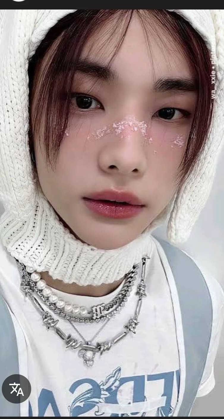 Thumbnail of Hyunjin