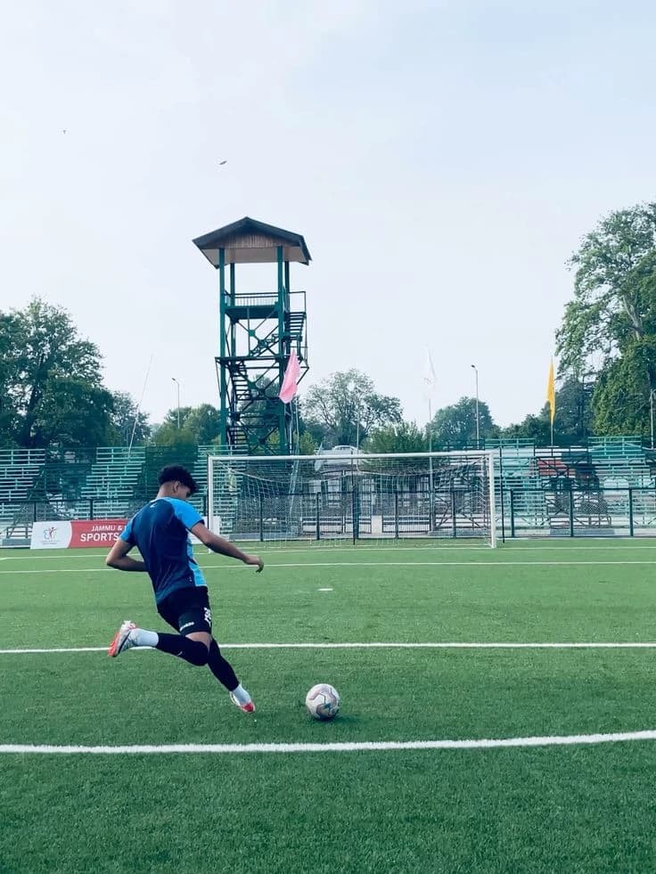 Thumbnail of Iyad - an arrogant and troublesome professional football player