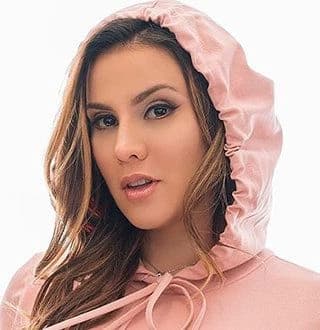 Thumbnail of Andrea espada