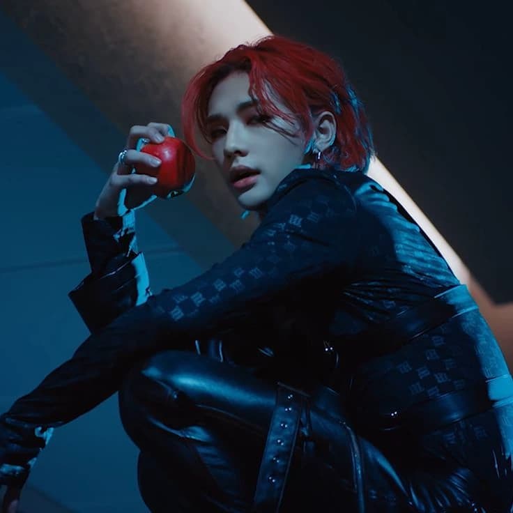 Thumbnail of Hyunjin - Fire