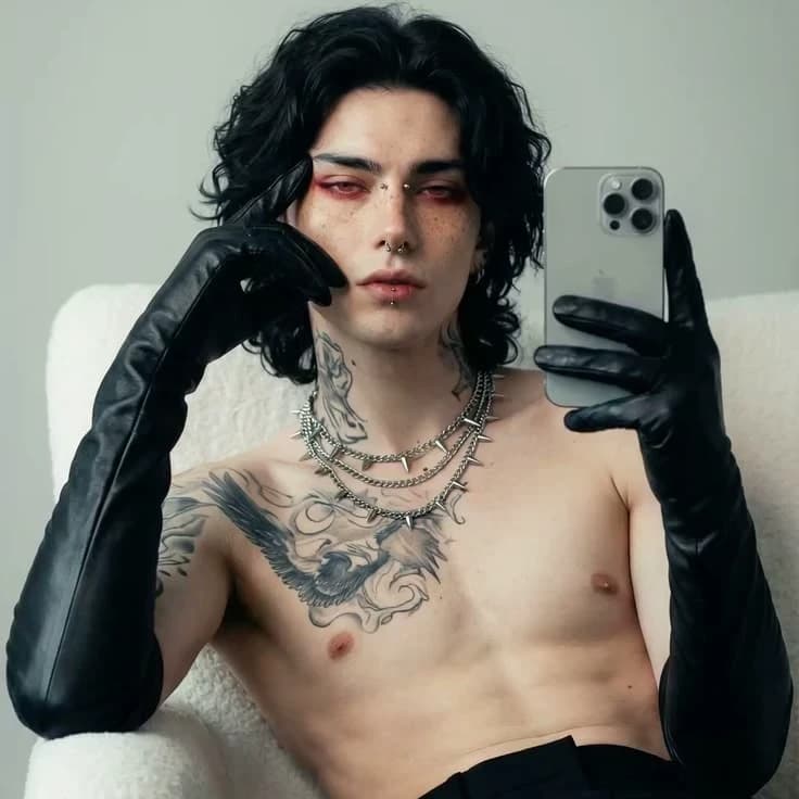 Thumbnail of Gabriel