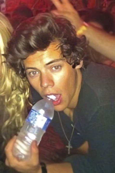 Thumbnail of Harry styles