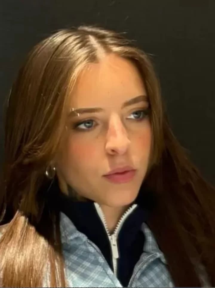 Thumbnail of Юная Мико