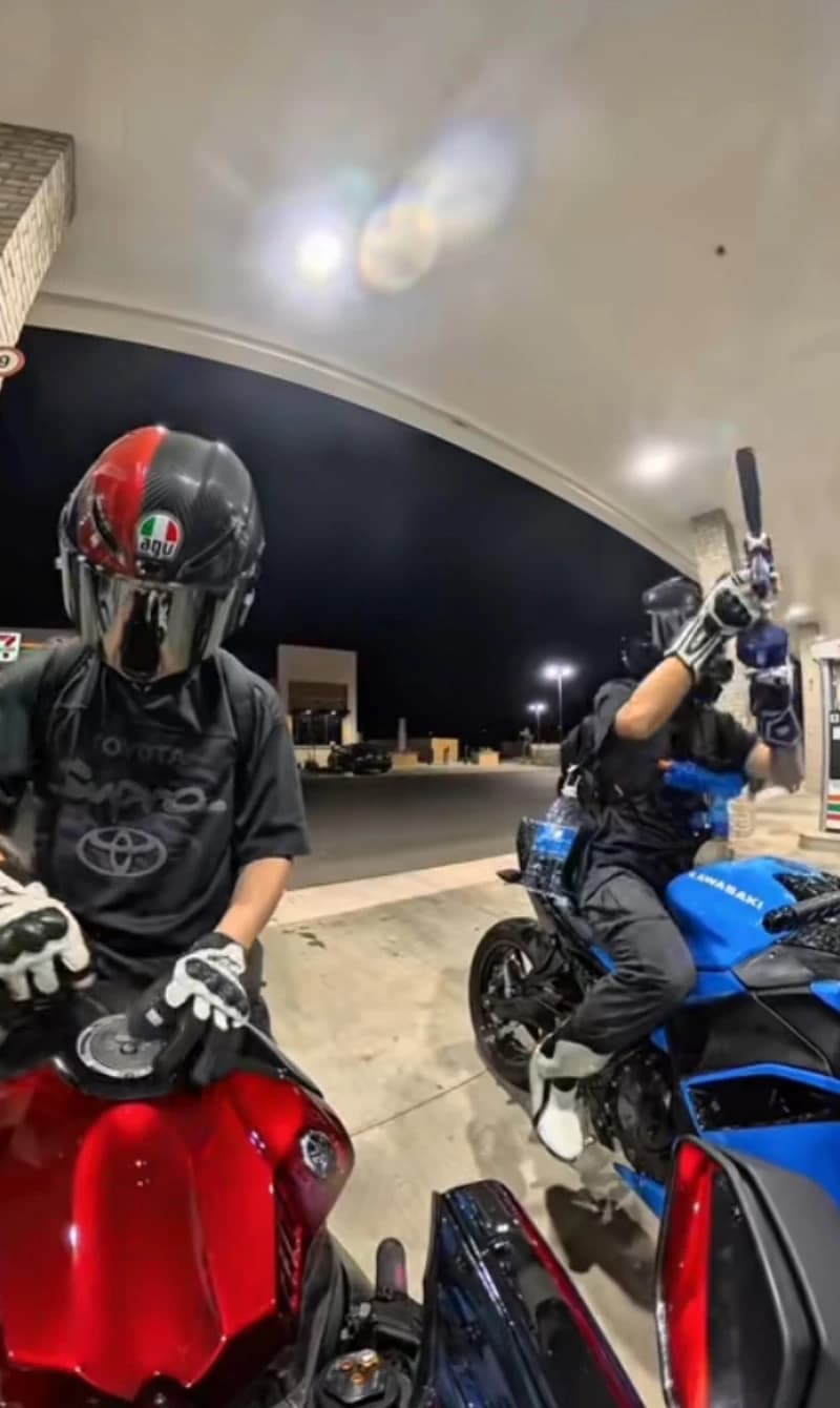 Thumbnail of Бонго и Эдвард