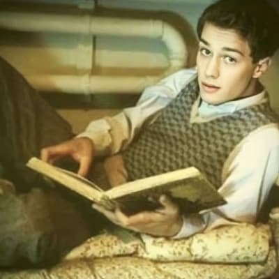 Thumbnail of Tom Riddle