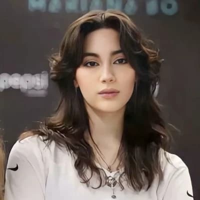 Thumbnail of Alejandra Villareal