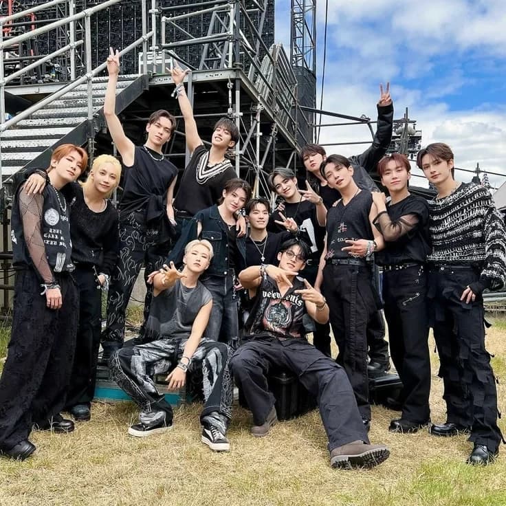 Thumbnail of SEVENTEEN
