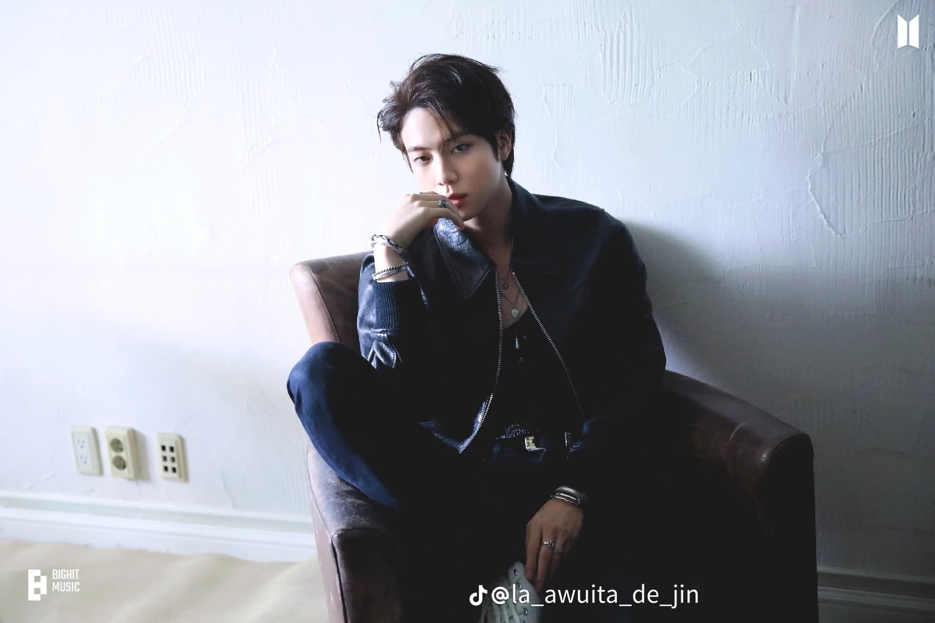Thumbnail of Kim seokjin