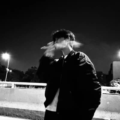 Thumbnail of Li Liu