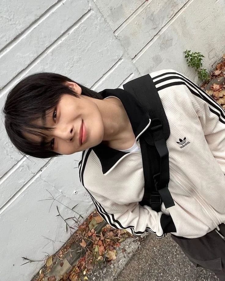 Thumbnail of Yang Jeongin