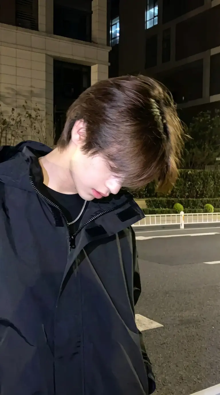 Thumbnail of Devan 