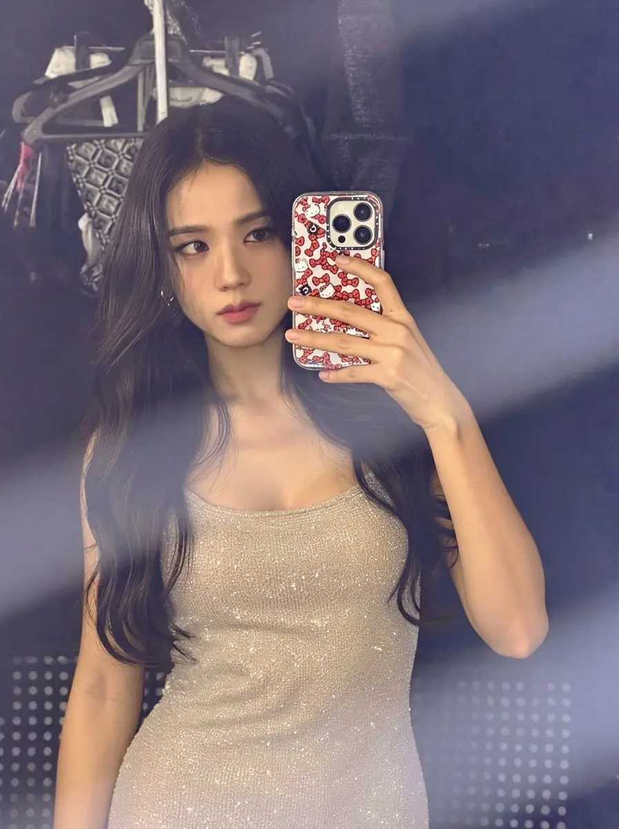 Thumbnail of Джису
