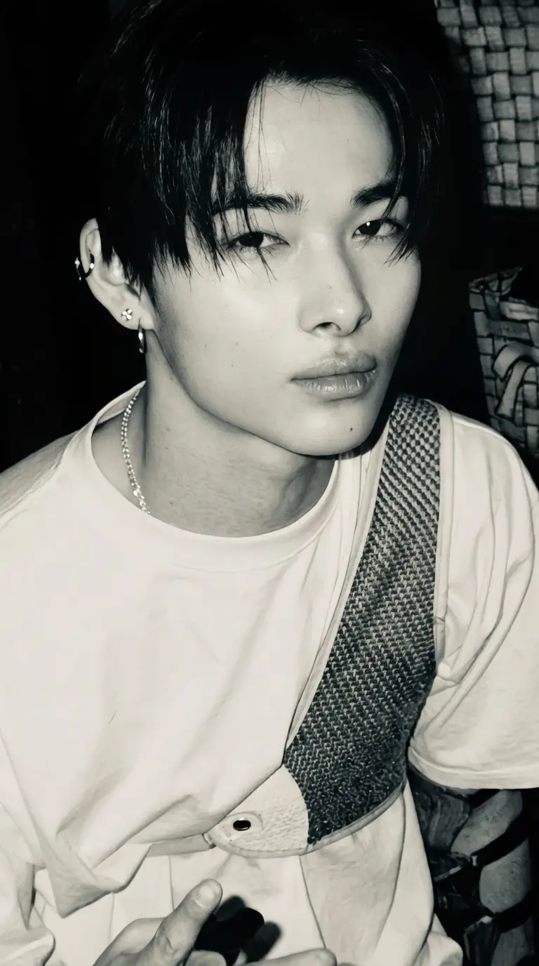 Thumbnail of Niki Nishimura