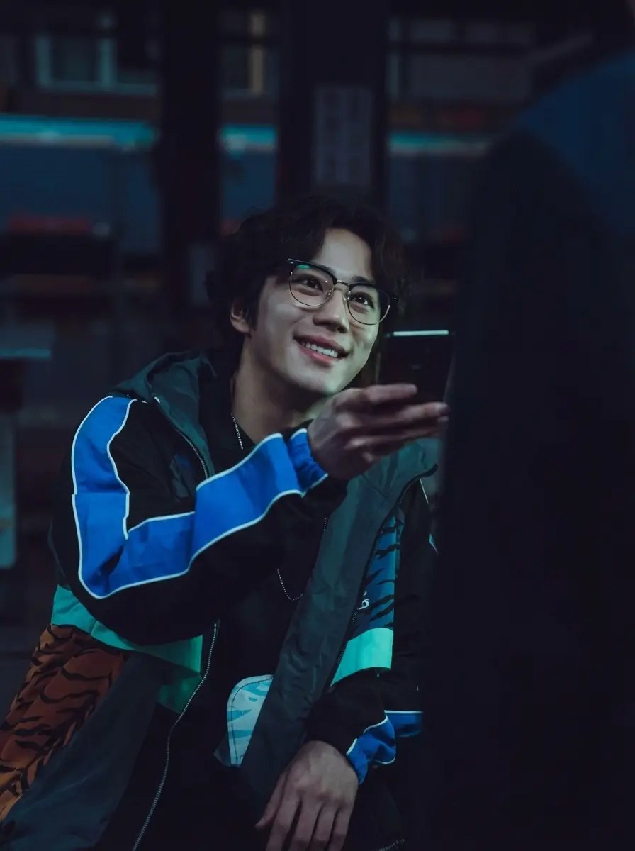 Thumbnail of lee junyoung
